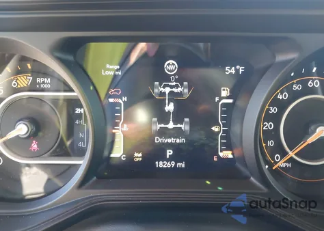 2025 Jeep Wrangler 4-Door Sahara 4X4 from USA, damaged, VIN 1C4PJXEN0SW589415